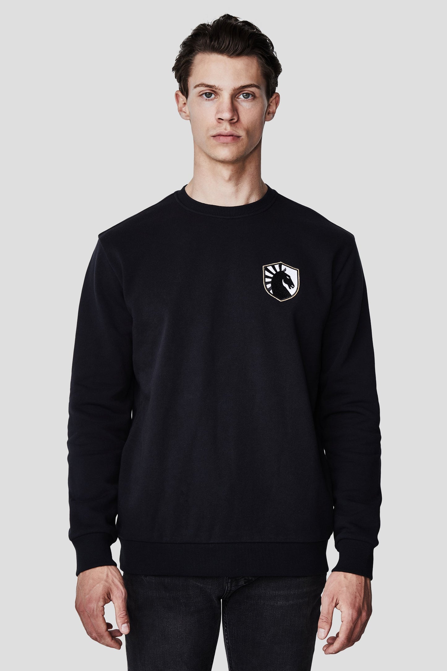 CITY CREWNECK SWEATSHIRT