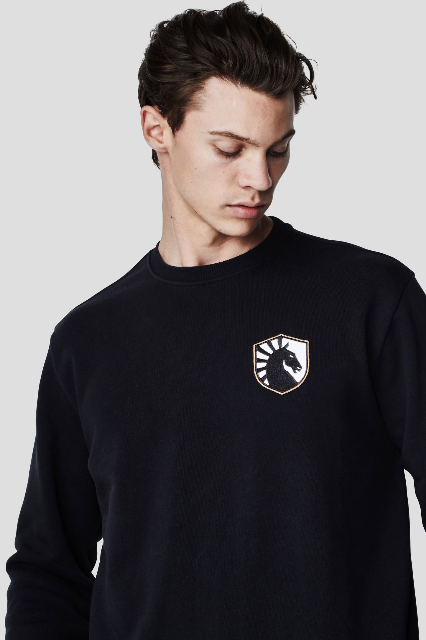 CITY CREWNECK SWEATSHIRT