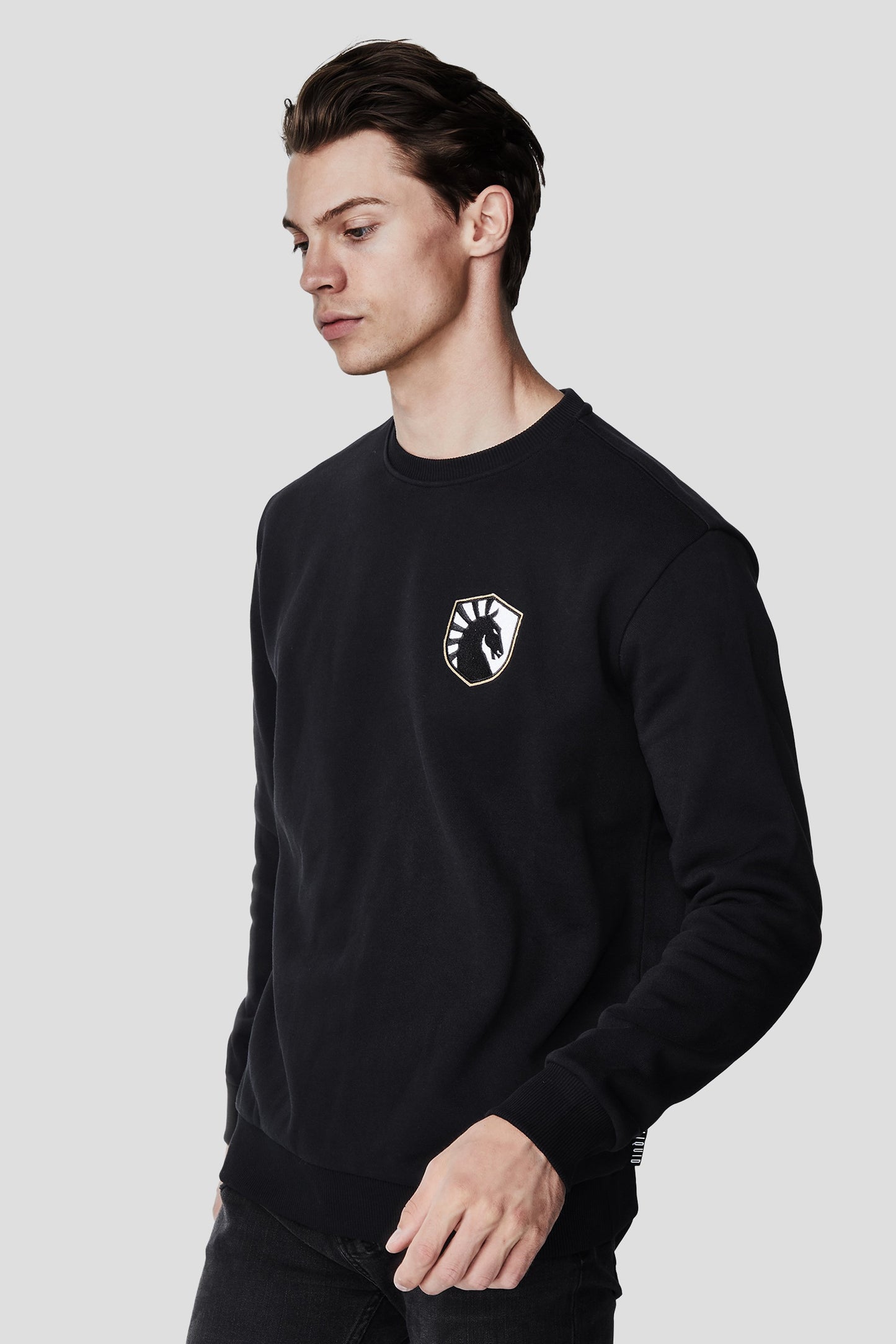 CITY CREWNECK SWEATSHIRT