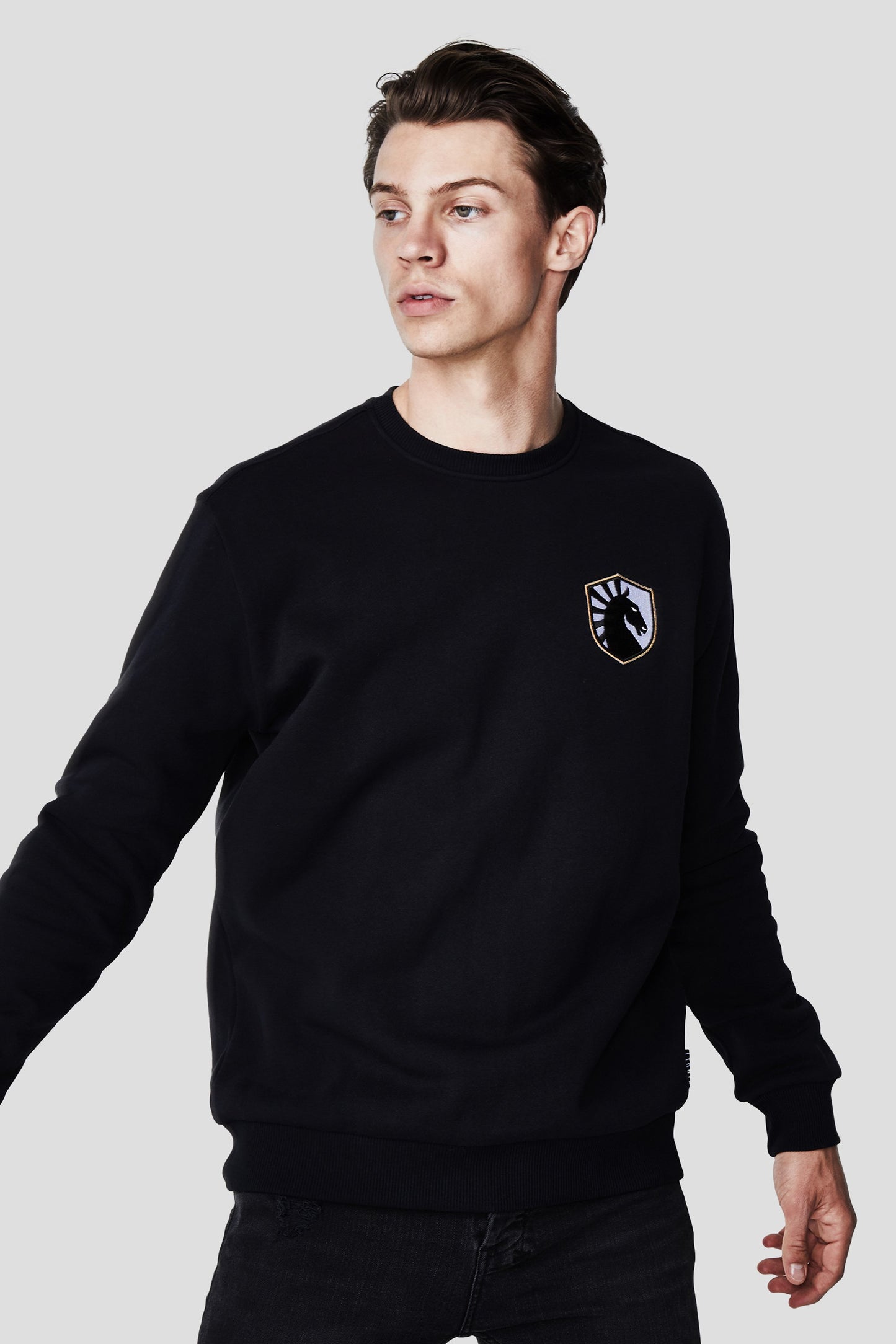 CITY CREWNECK SWEATSHIRT