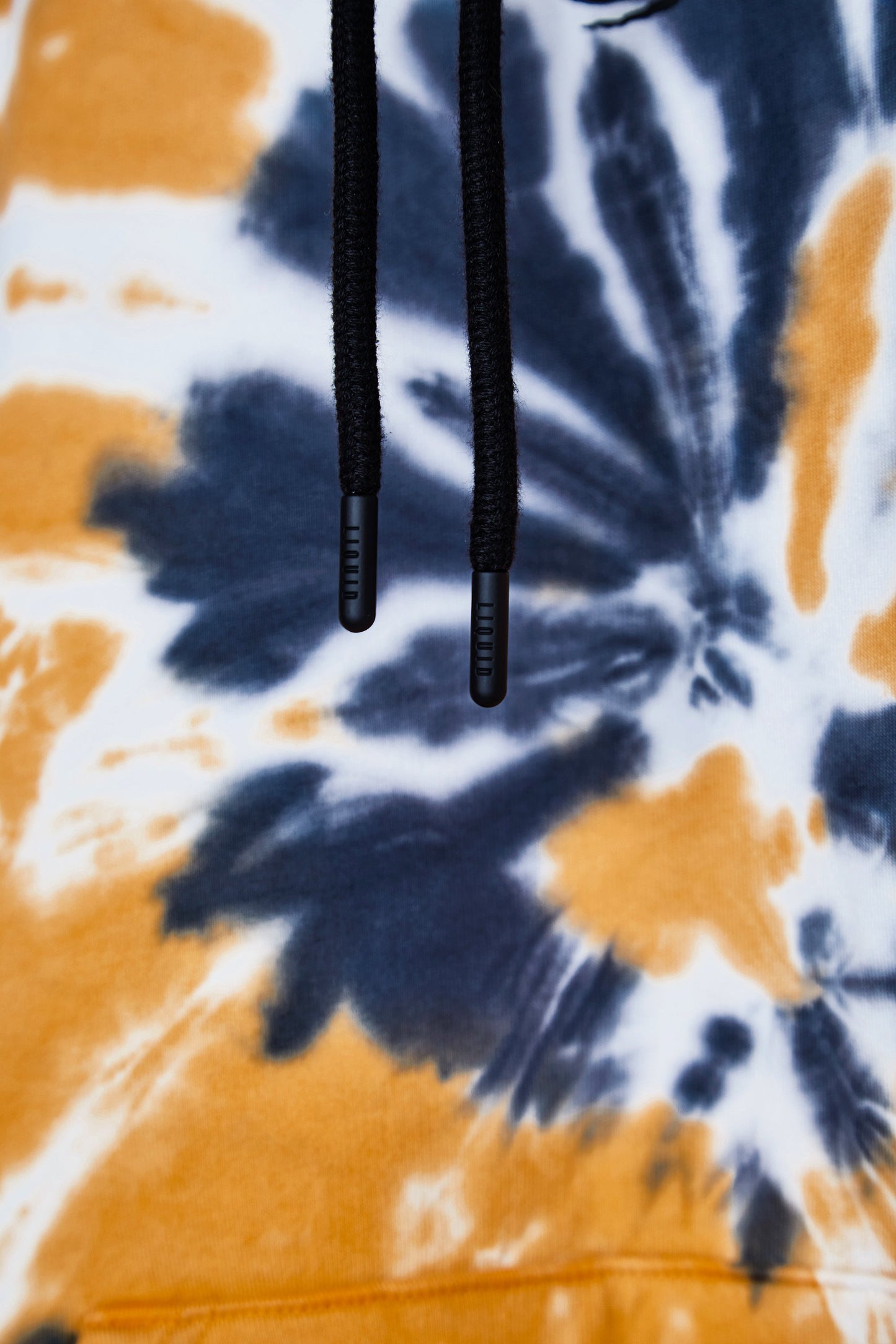 LIQUID x NARUTO NARUTO UNIVERSE DYE HOODIE