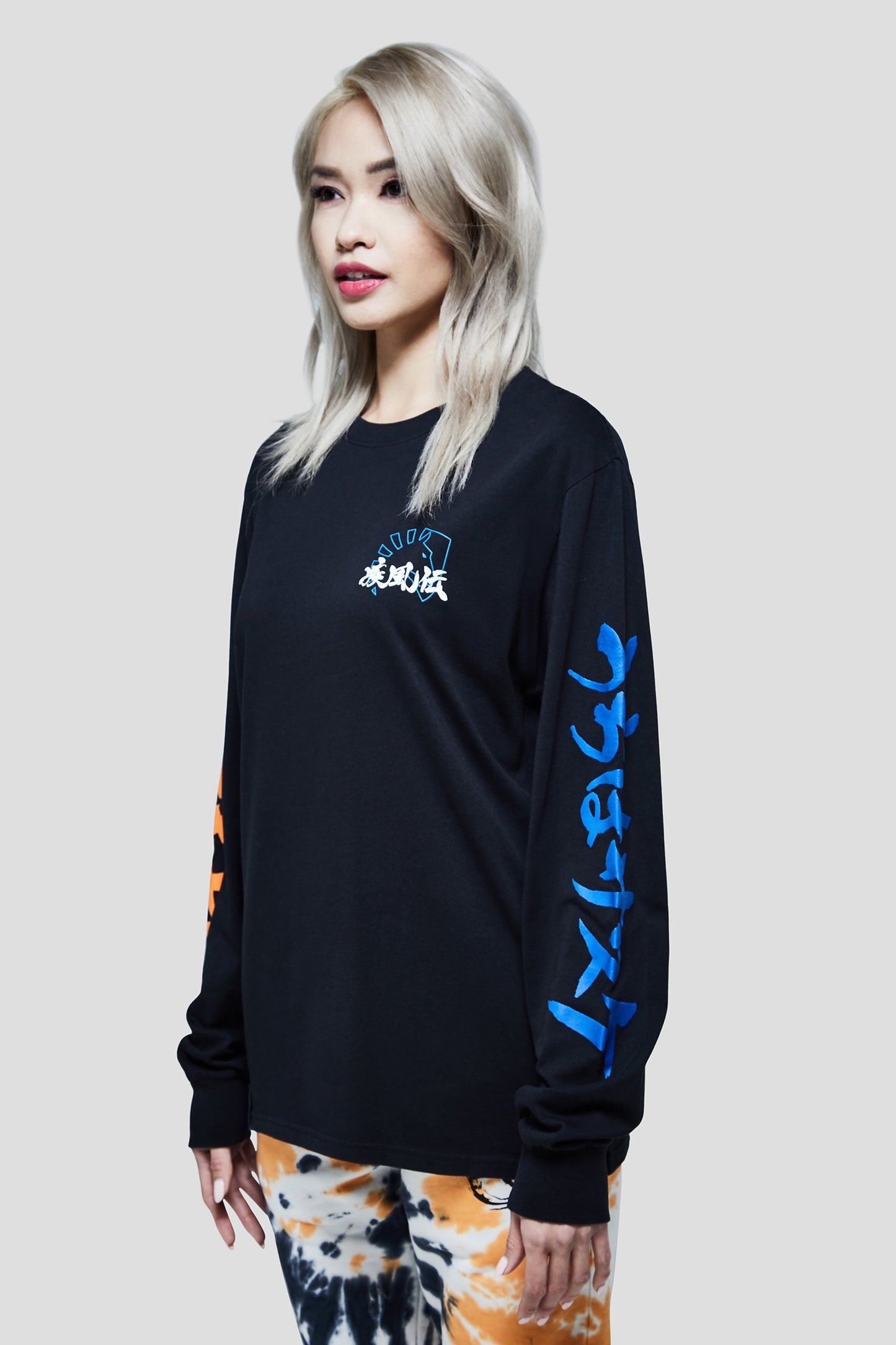 LIQUID x NARUTO VERSUS LONG SLEEVE TEE - BLACK