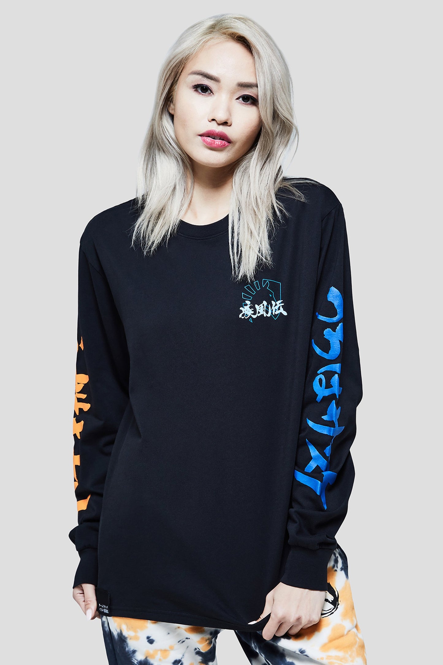 LIQUID x NARUTO VERSUS LONG SLEEVE TEE - BLACK