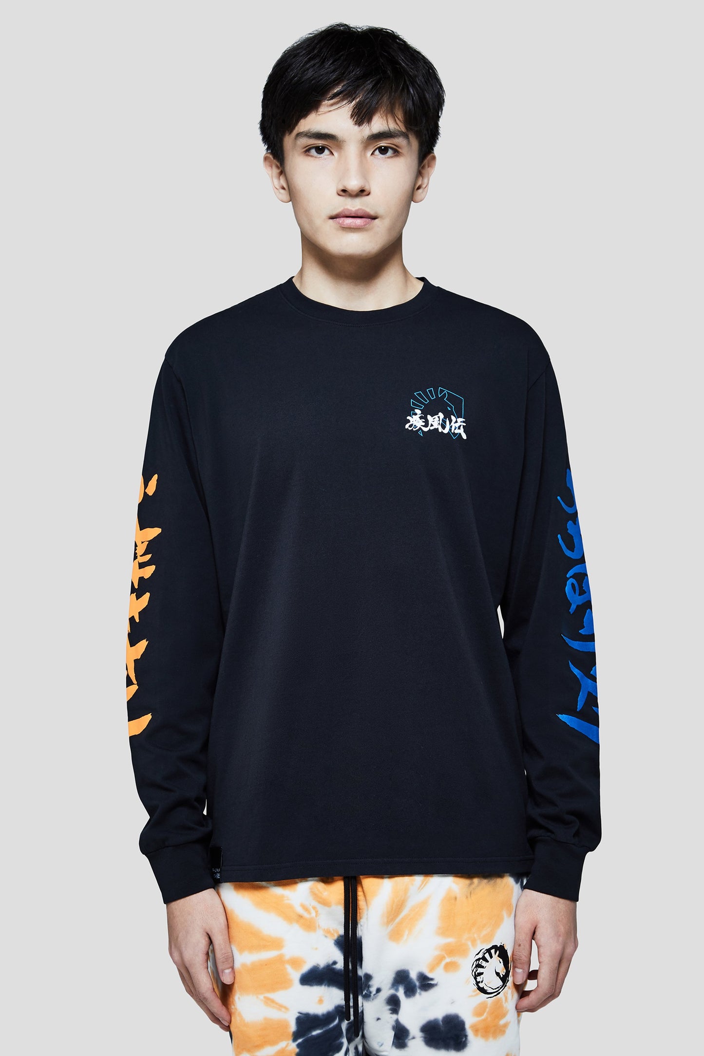 LIQUID x NARUTO VERSUS LONG SLEEVE TEE - BLACK