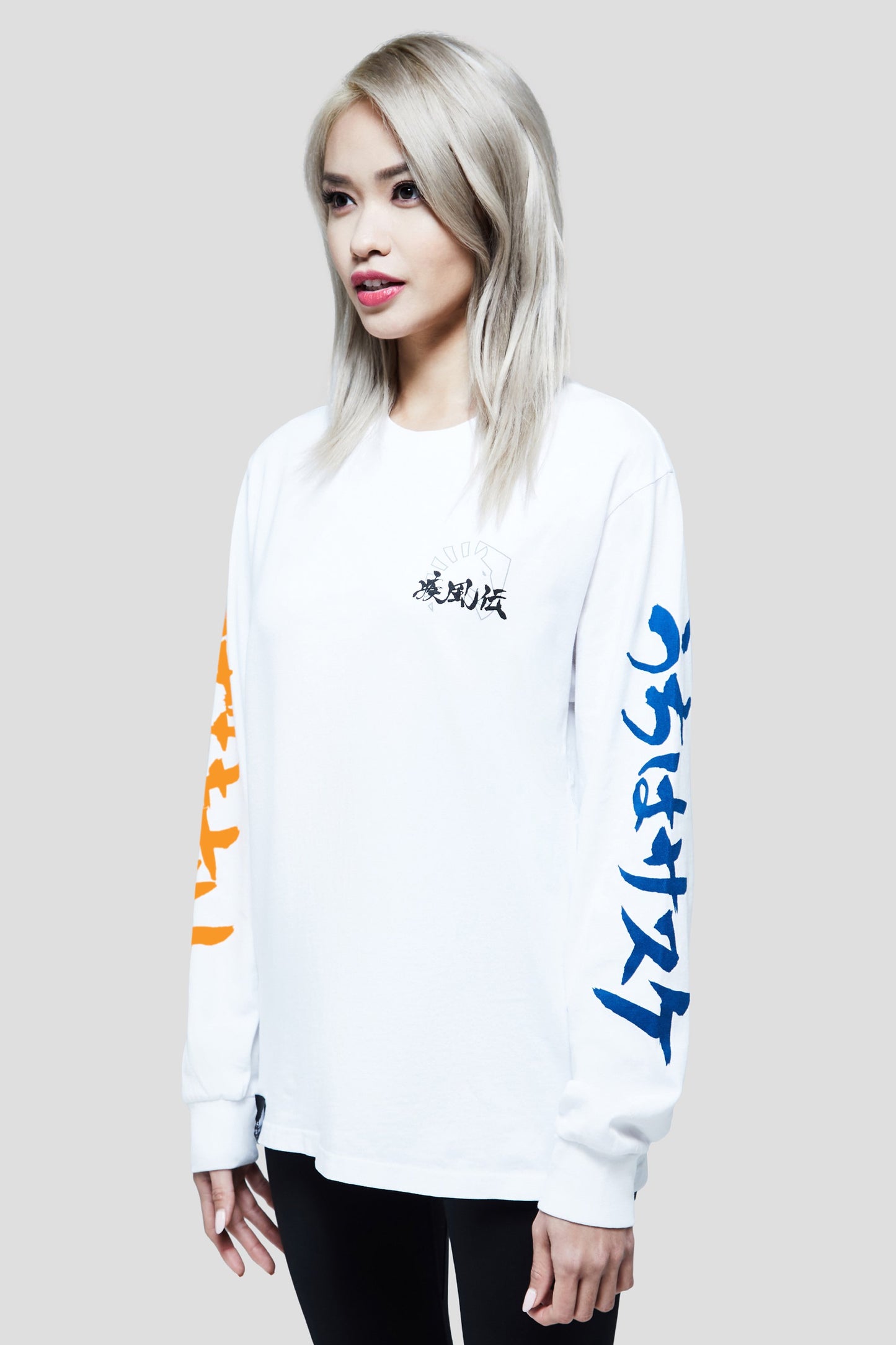 LIQUID x NARUTO VERSUS LONG SLEEVE TEE - WHITE