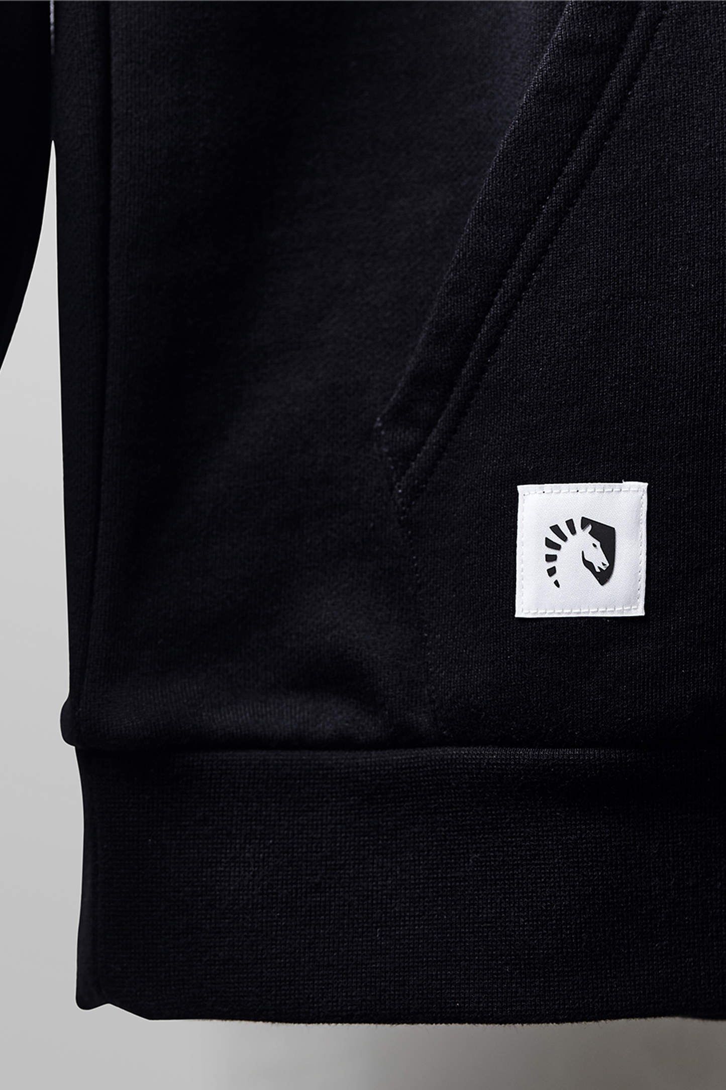 LIQUID CREST HOODIE - Team Liquid