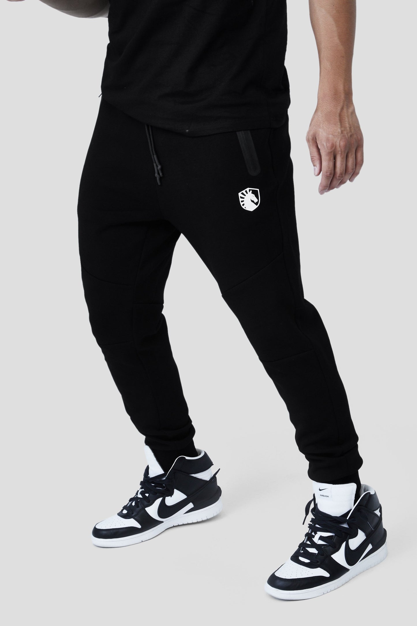 TEAM LIQUID PRO KIT JOGGERS - BLACK