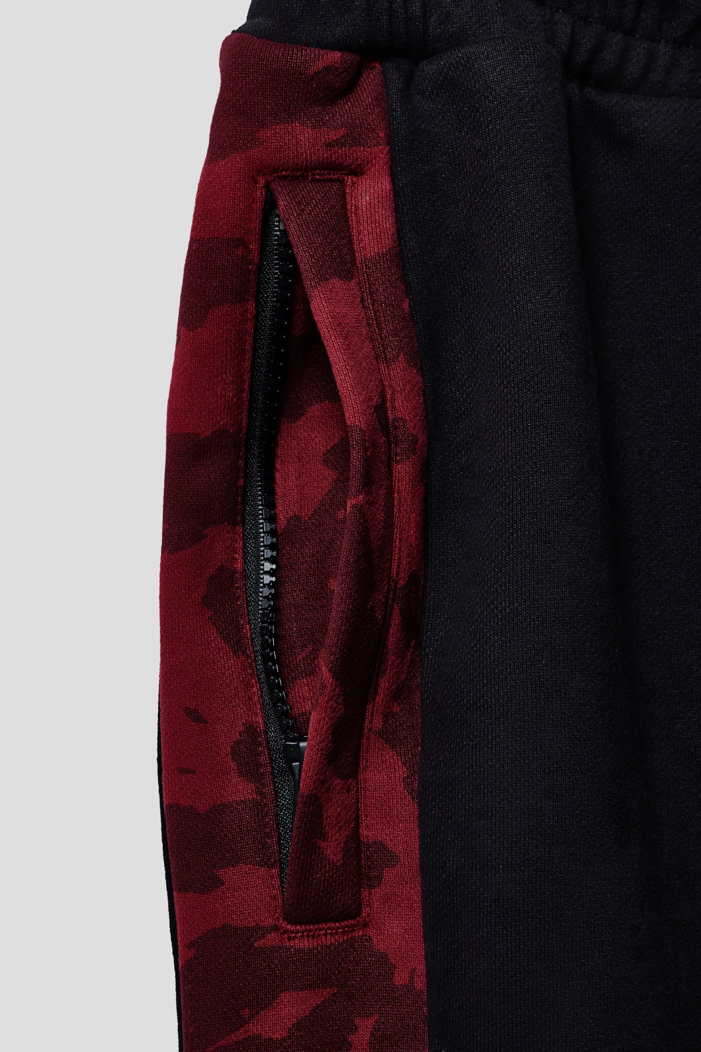 NARUTO AKATSUKI CHENILLE CLOUD SWEATPANTS