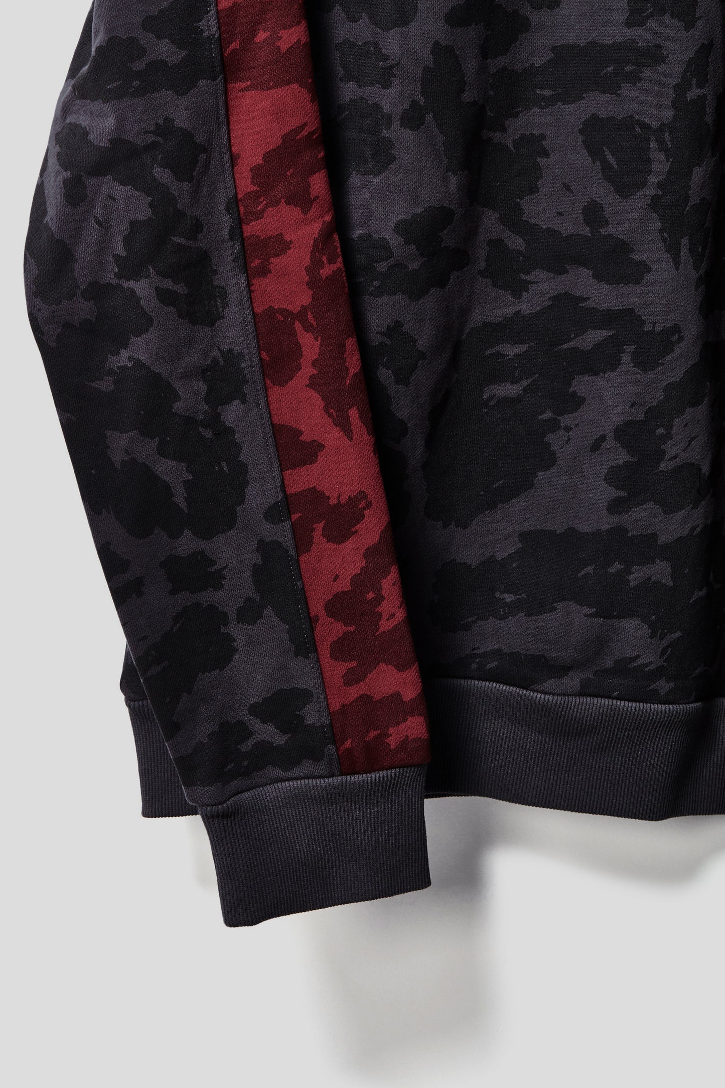 NARUTO AKATSUKI CHARCOAL PATTERN CREWNECK SWEATSHIRT