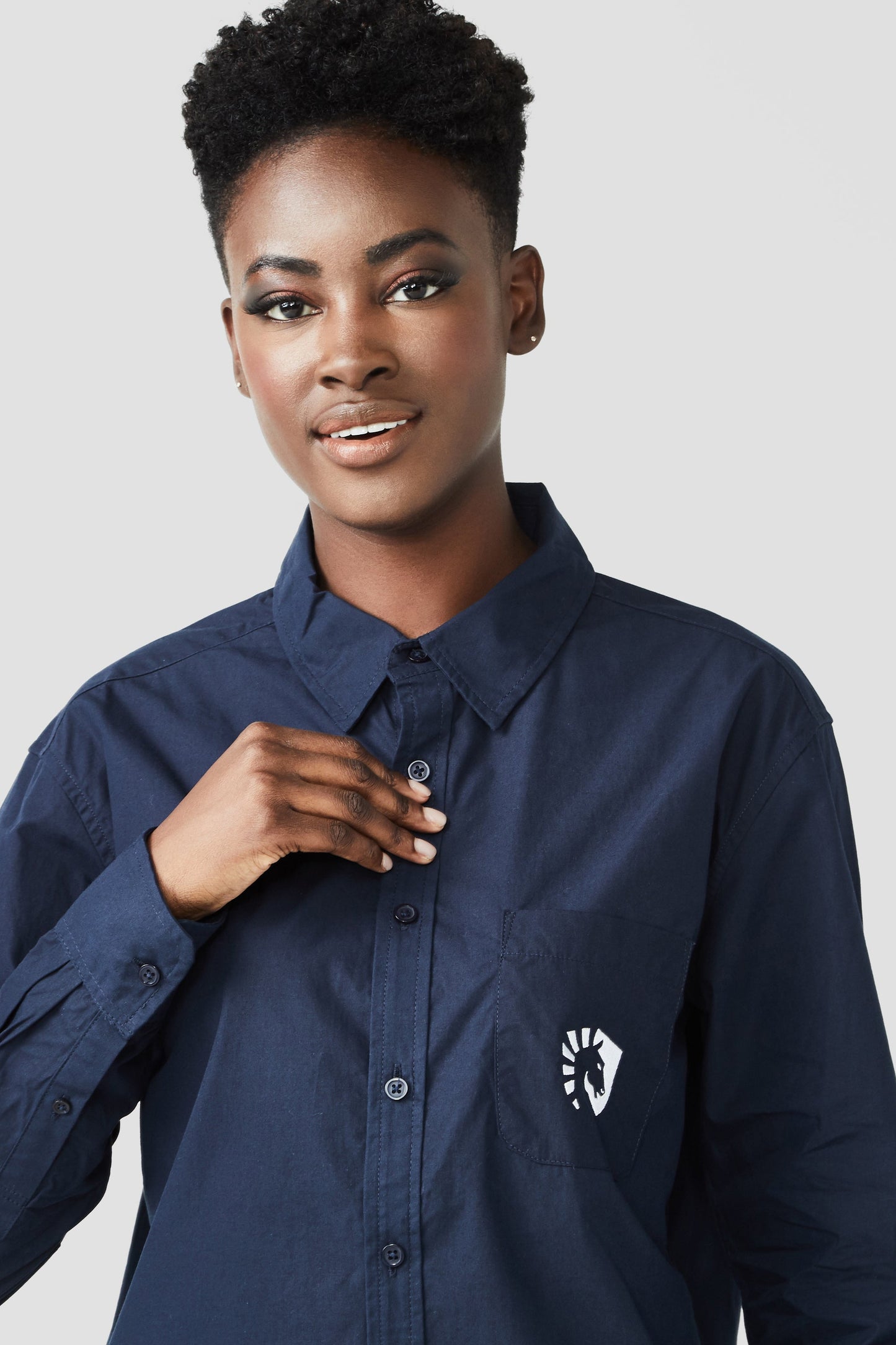 LONG SLEEVE BUTTON UP SHIRT