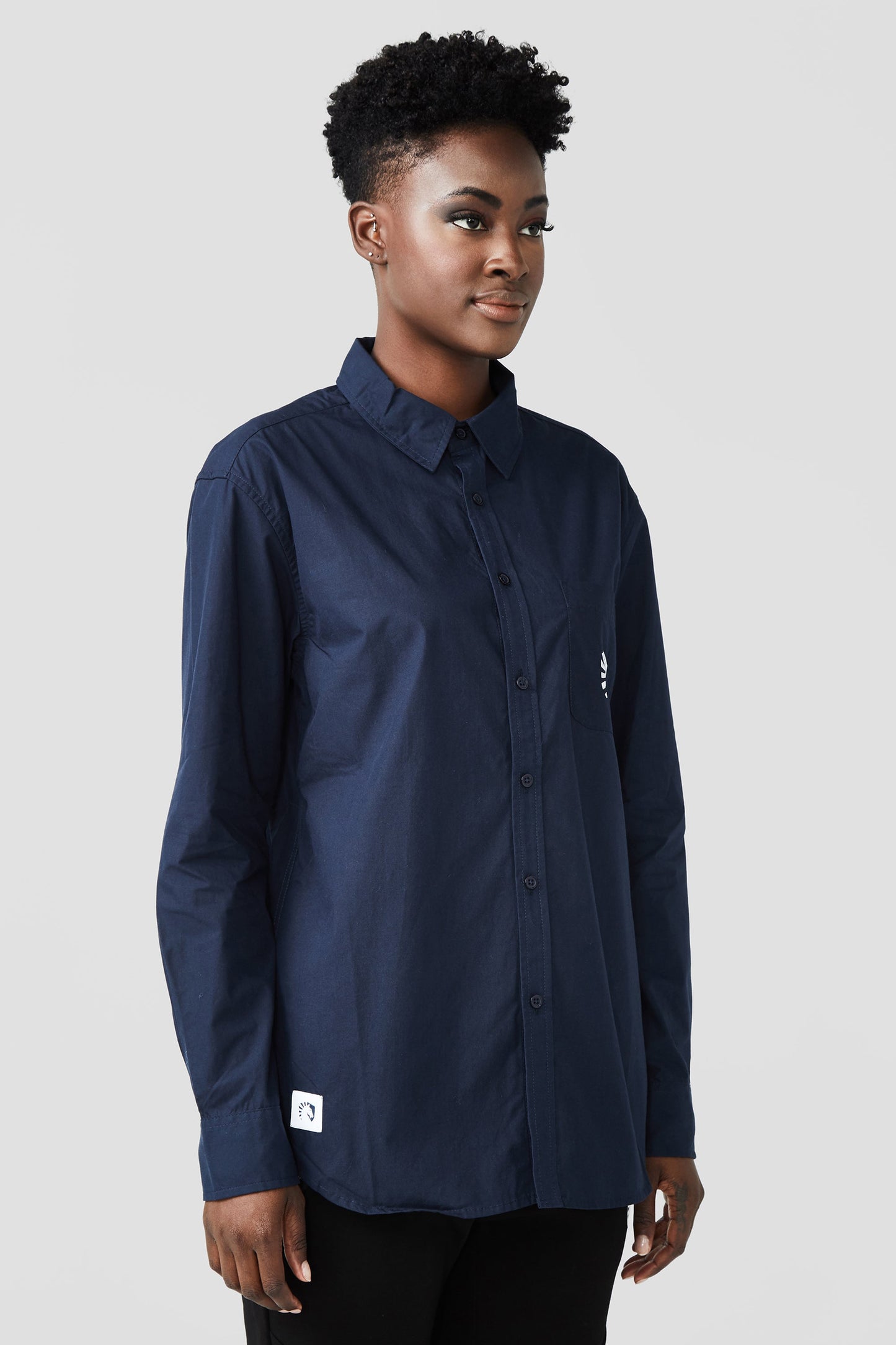 LONG SLEEVE BUTTON UP SHIRT