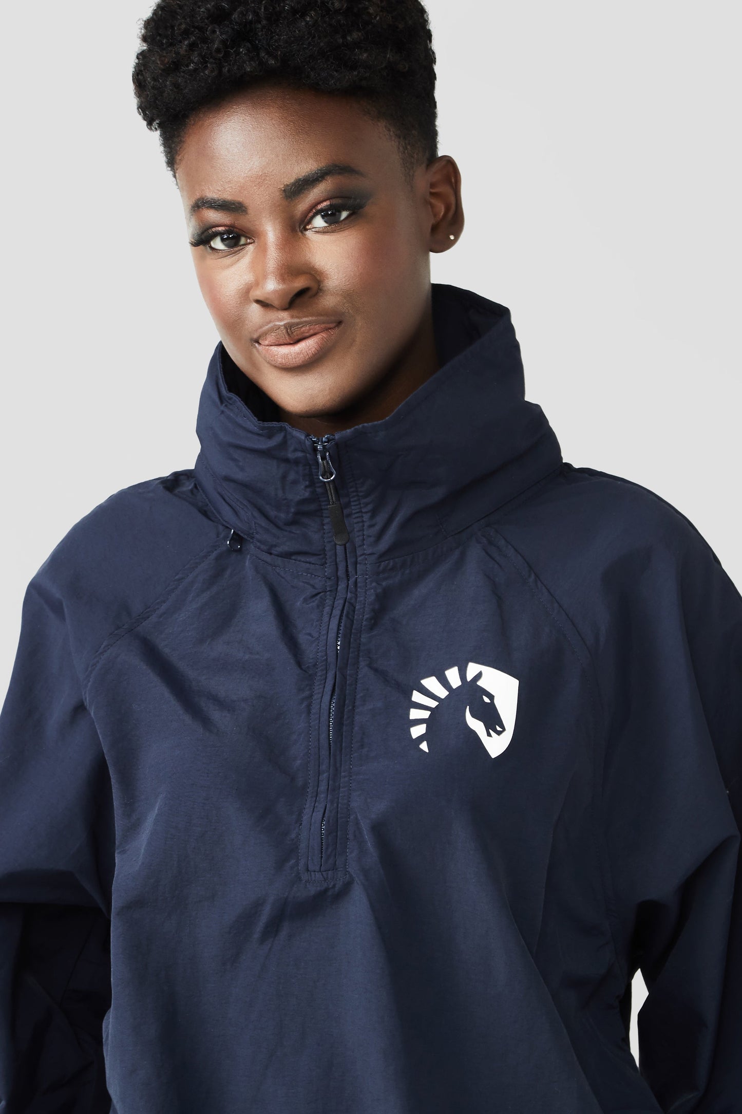 CREST RECYCLED NYLON WINDBREAKER