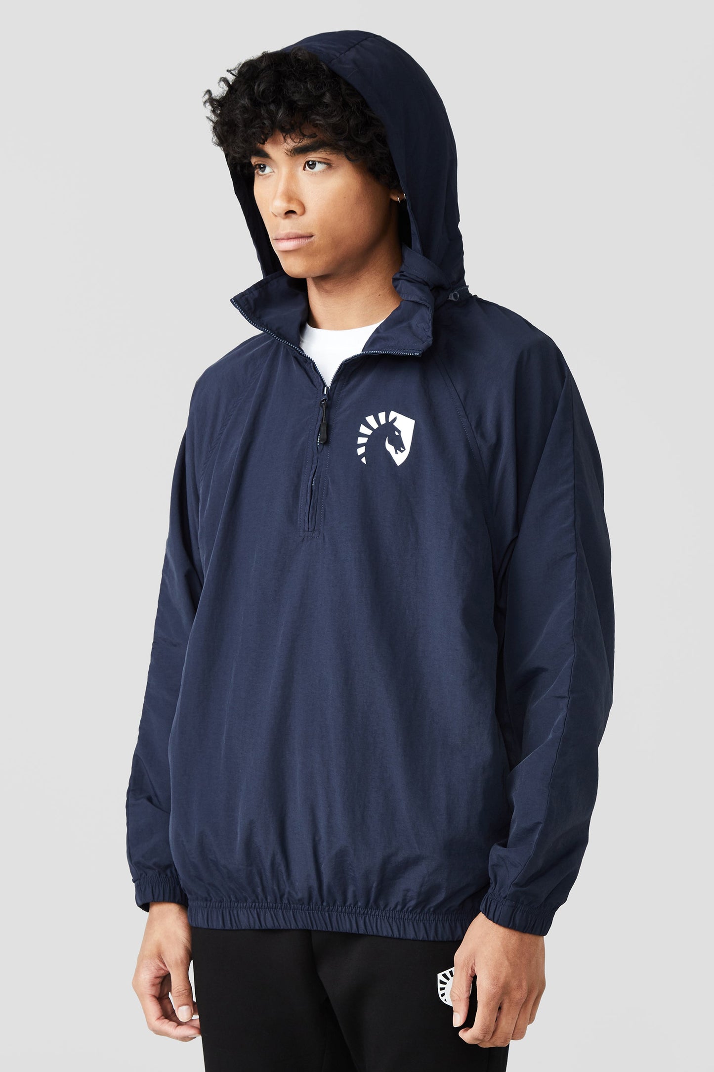 CREST RECYCLED NYLON WINDBREAKER