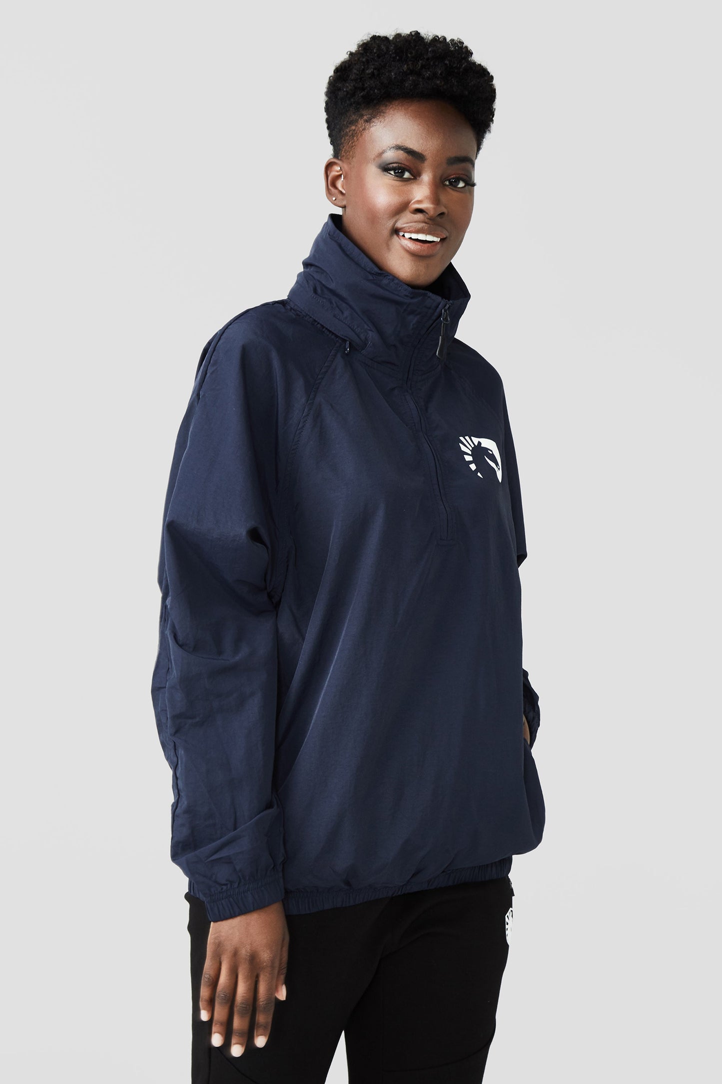 CREST RECYCLED NYLON WINDBREAKER