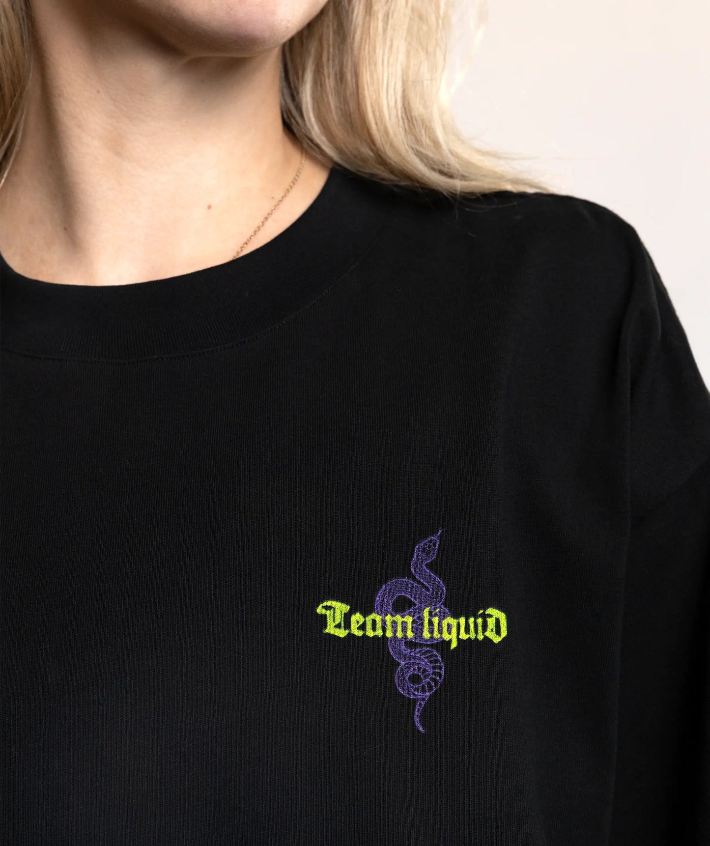 RWF VA - ULA'TEK DUAL FANGS OVERSIZED TEE