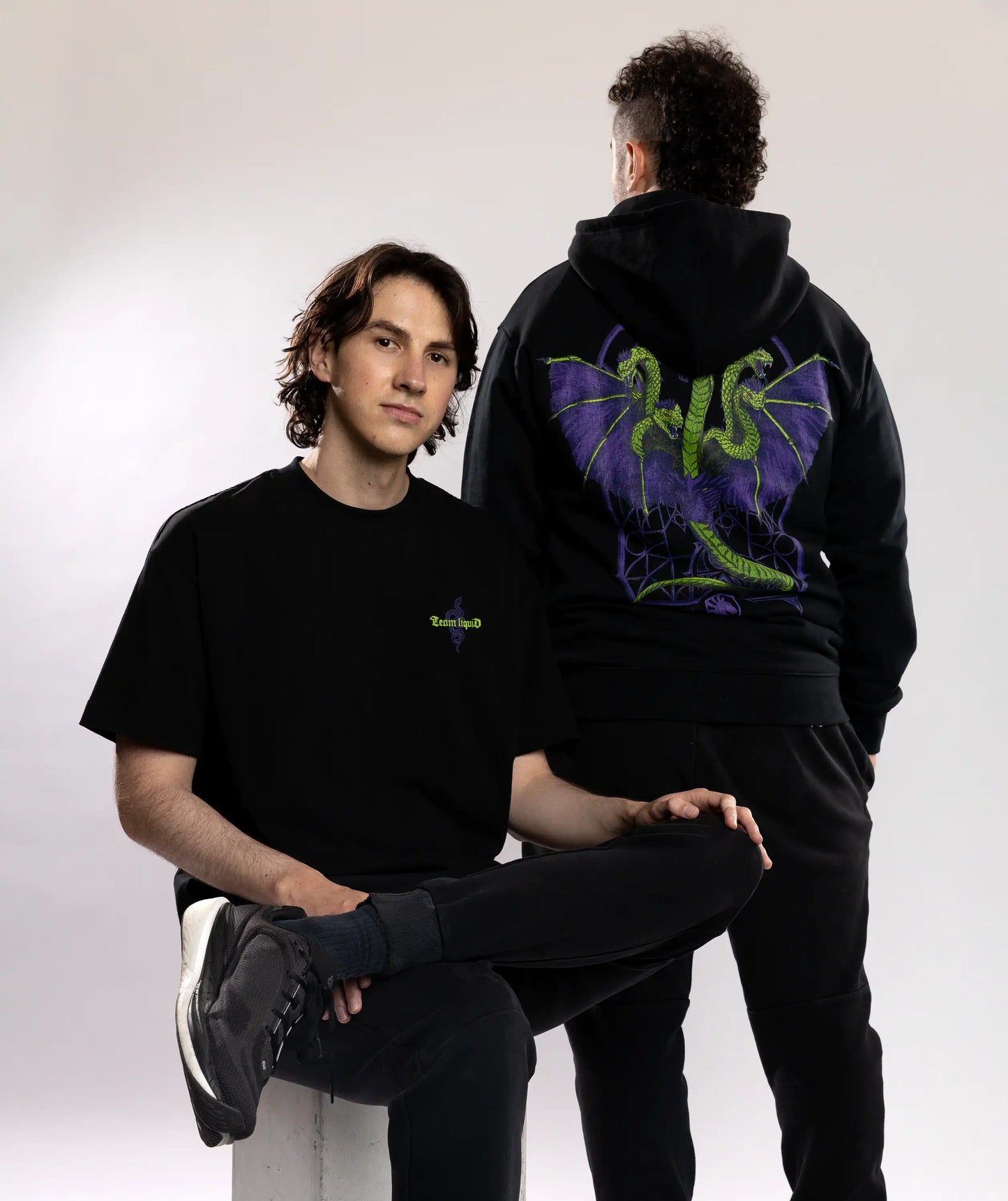 RWF VA - ULA'TEK DUAL FANGS OVERSIZED TEE
