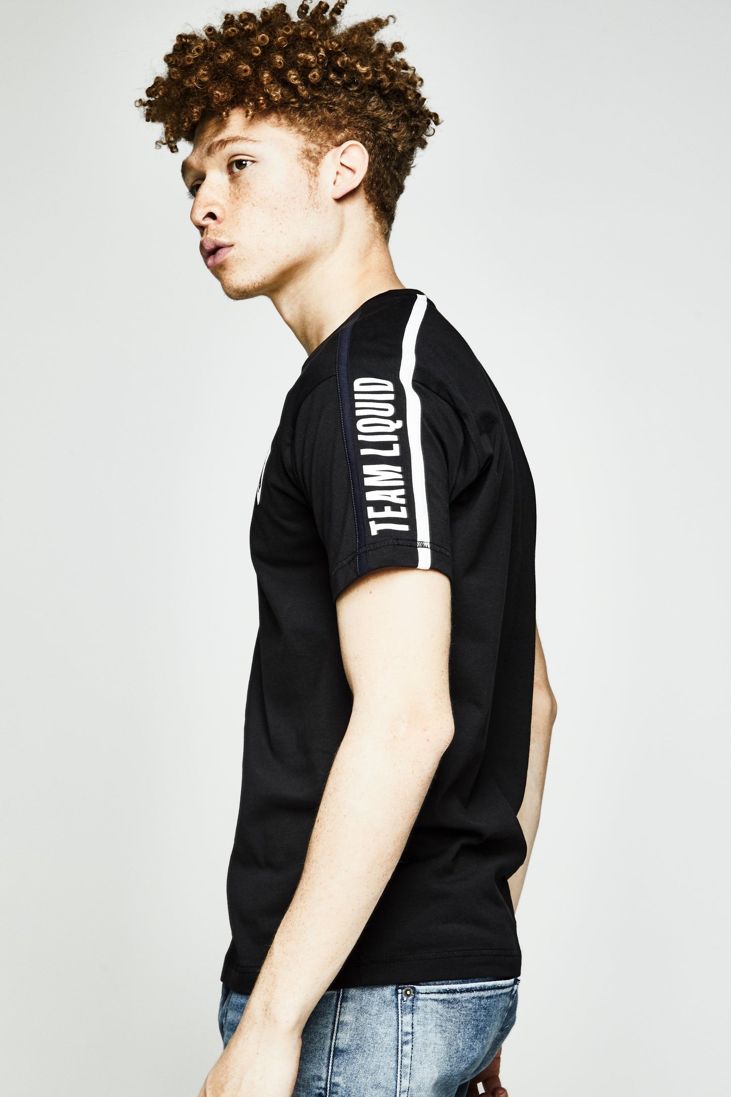 LIQUID TAPING SHORT SLEEVE TEE