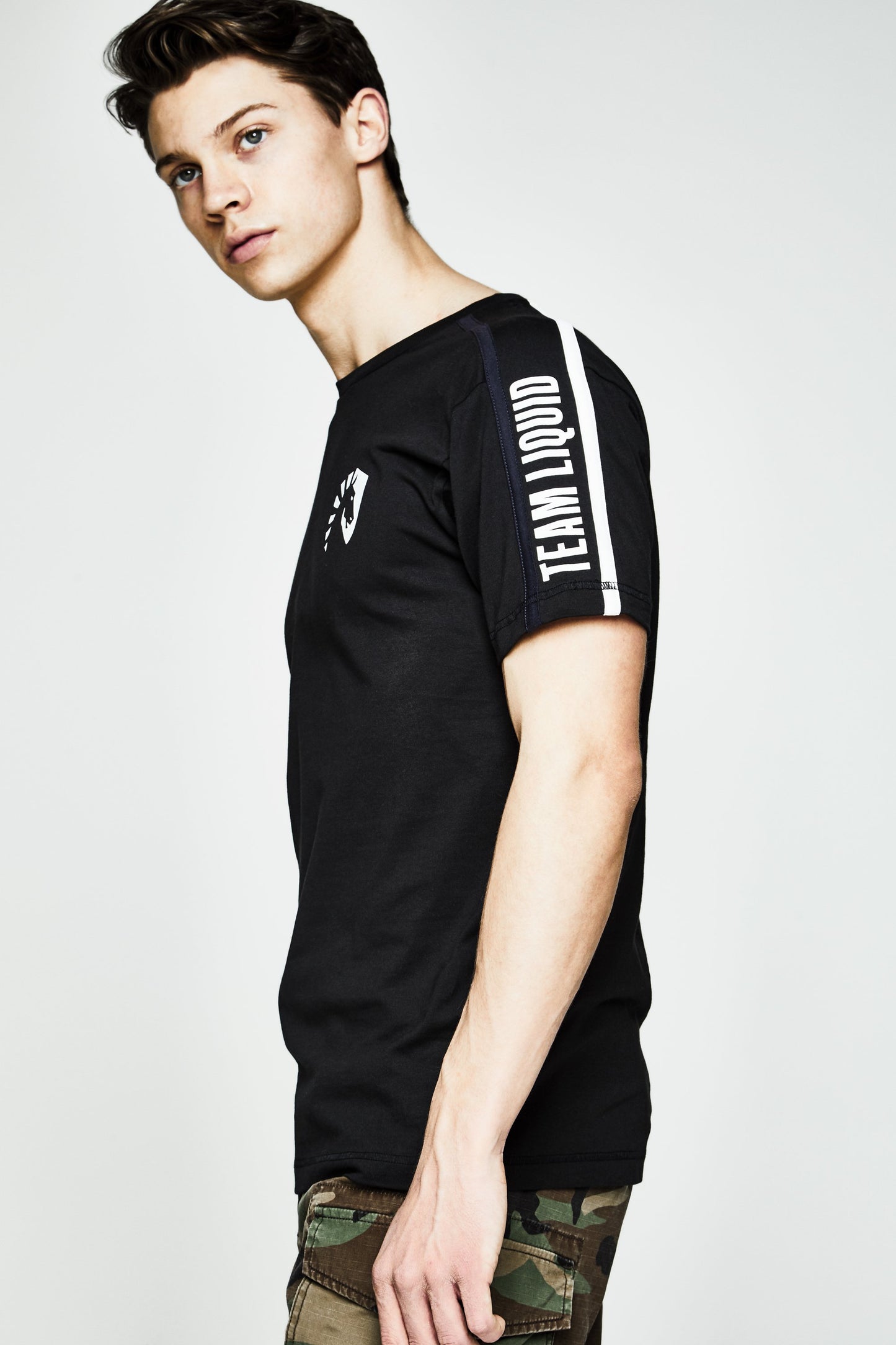 LIQUID TAPING SHORT SLEEVE TEE