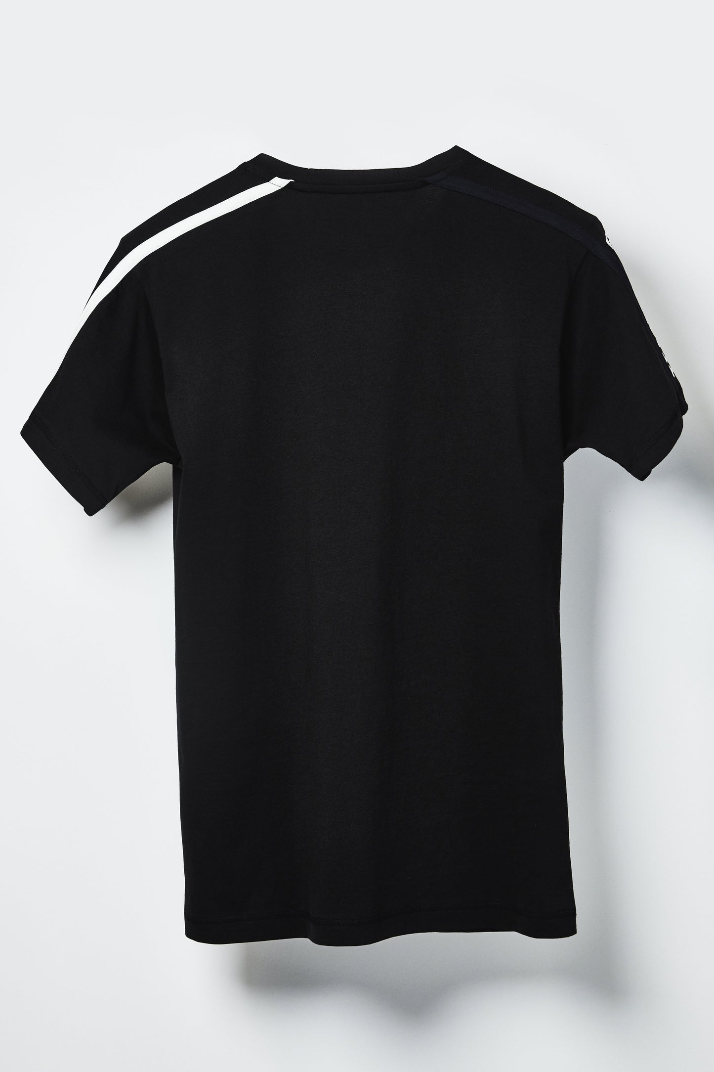 LIQUID TAPING SHORT SLEEVE TEE