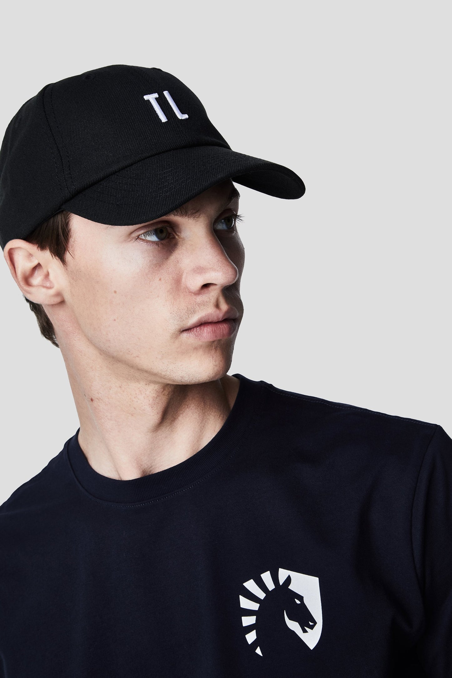 LIQUID CITY TWILL SPORTS CAP WITH LEATHER CLASP