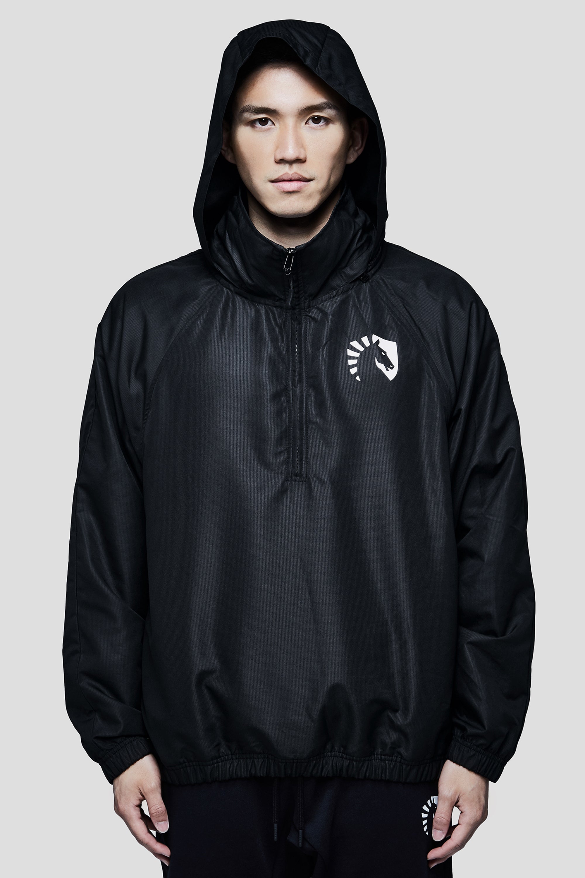 LIQUID PRESTIGE HALF ZIP WINDBREAKER BLACK Team Liquid Europe