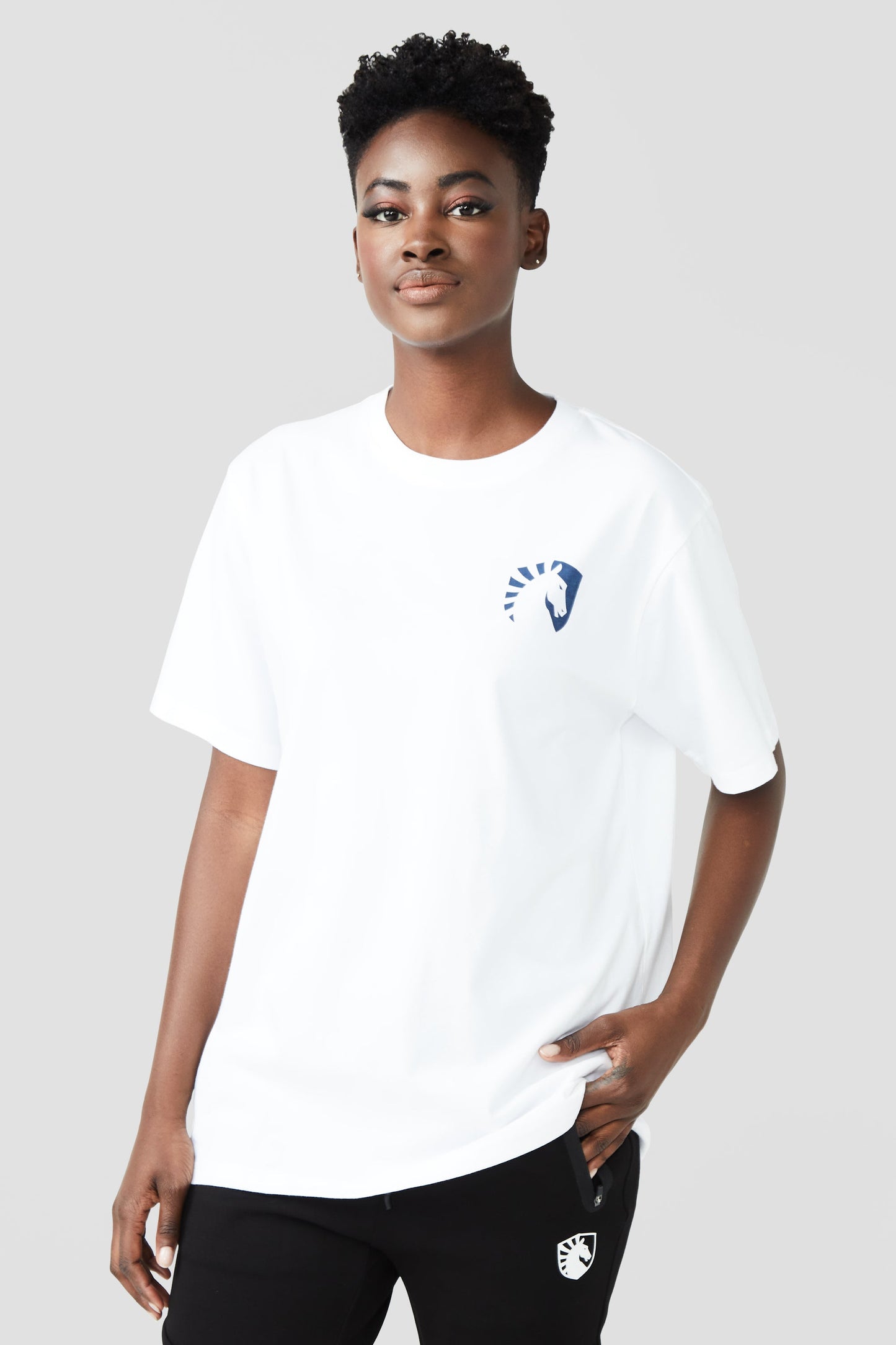 LIQUID HEART CREST SHORT SLEEVE TEE - WHITE